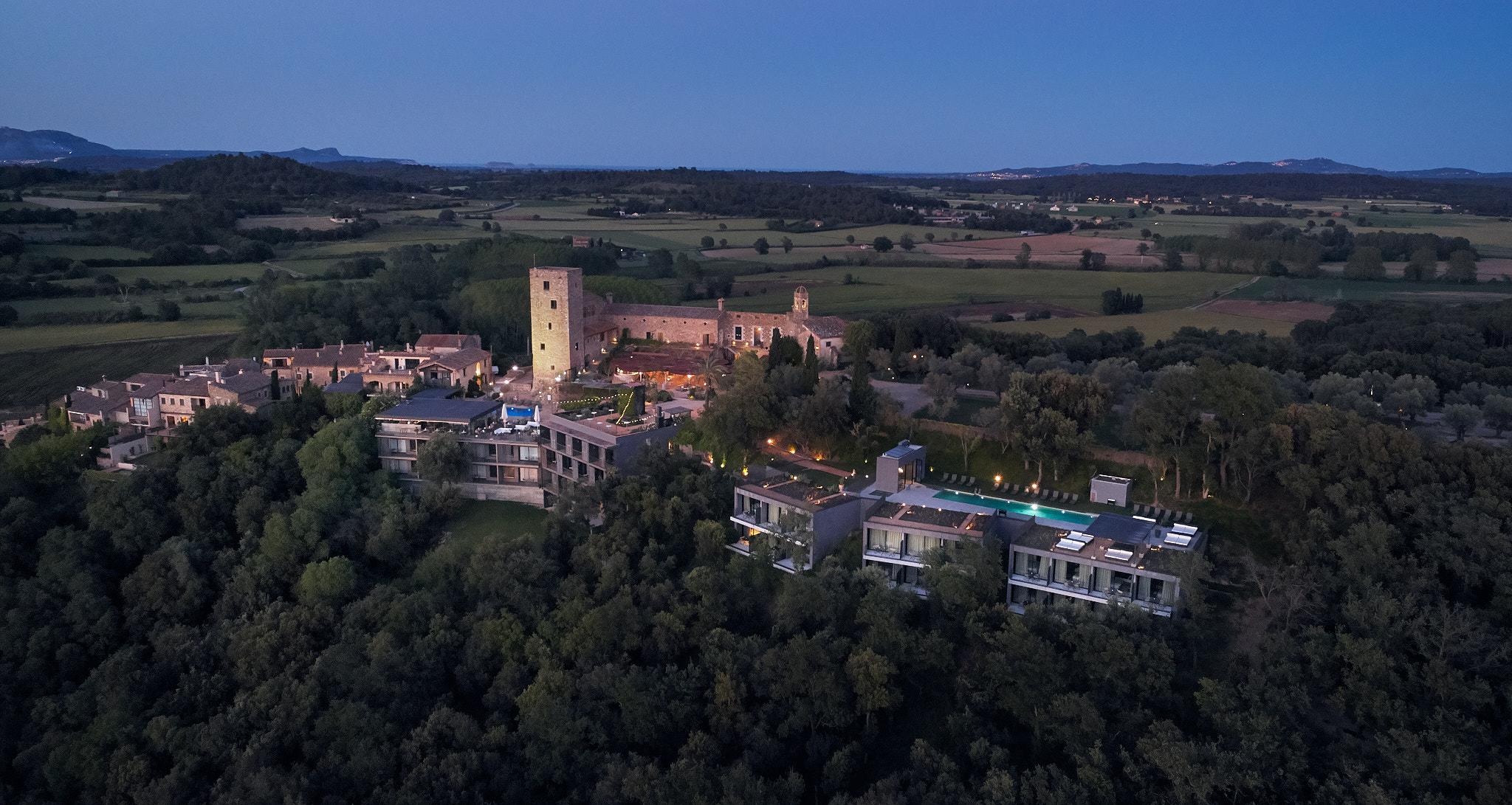 Hotel Castell D'Emporda La Bisbal d'Emporda Exterior photo