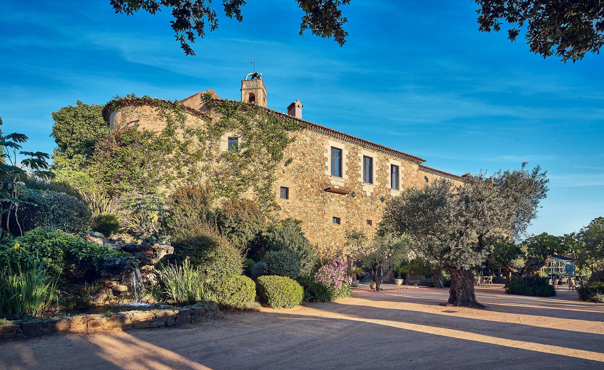 Hotel Castell D'Emporda La Bisbal d'Emporda Exterior photo